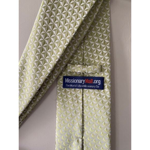 Missionary Mall Mens Green Tie - Picture 2 of 4